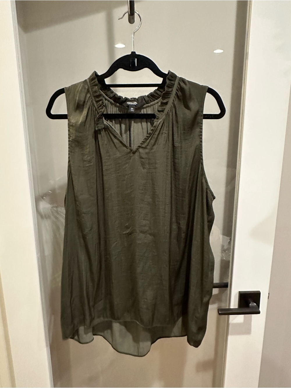 Simply Vera Vera Wang Olive Green Ruffled V-Neck Sleeveless Camisole